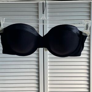 Warner's Classic Black Strapless Bra